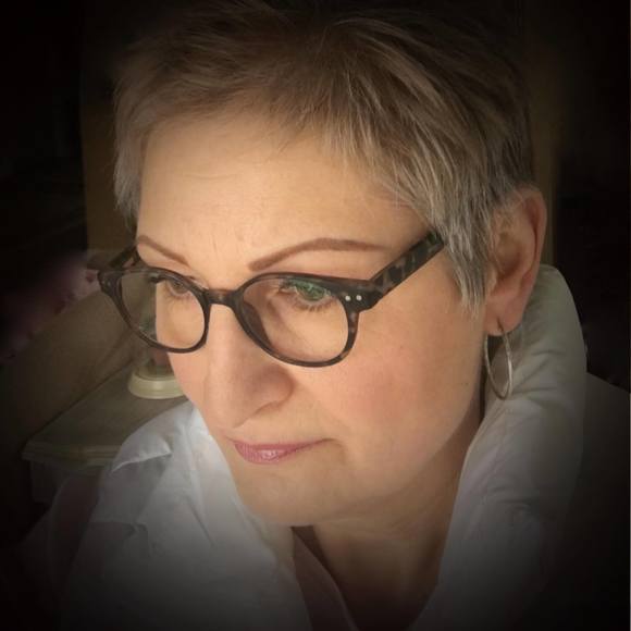 Meet your Posher, Gordana - Picture 1 of 1